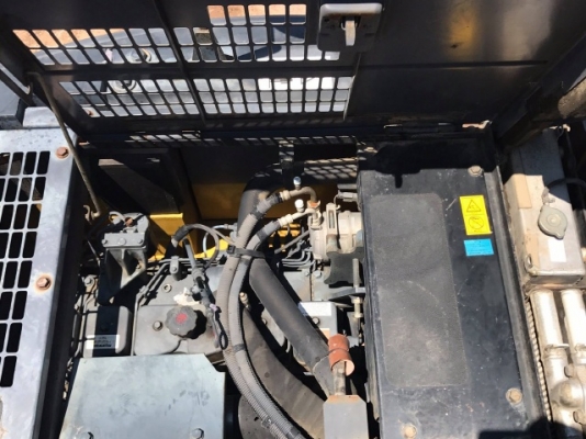 ขายรถแบคโฮ KOMATSU PC228US-3N0 (เทียบเท่ารุ่น 7) รถนอกนำเข้าจากญี่ปุ่น สภาพสวยพร้อมใช้ มีVDOการทำงานครับ