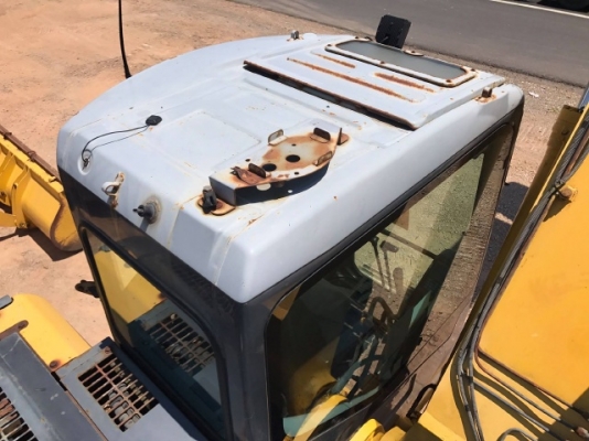 ขายรถแบคโฮ KOMATSU PC228US-3N0 (เทียบเท่ารุ่น 7) รถนอกนำเข้าจากญี่ปุ่น สภาพสวยพร้อมใช้ มีVDOการทำงานครับ