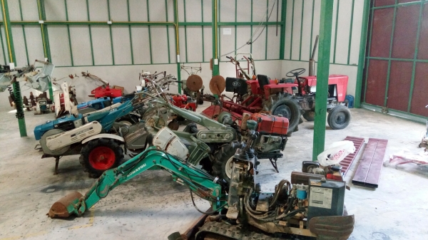 ขายงาสำหรับแฮนลิฟหรือโฟรลิฟดูเอาเองครับราคา 2500 ครับ