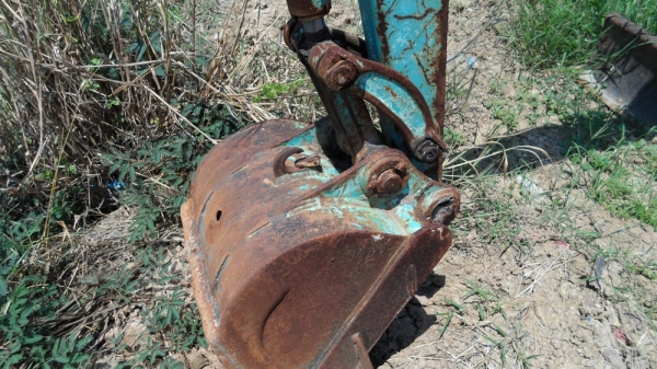 komatsu PC35R ราคา120,000 เท่านั้น