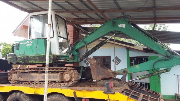 ขายรถแม็กโค / มิตซู mm45 คอนโทนสั้ม บูมสไล ซ้ายขวาคับ ( เทียบเท่า PC40 ) ขายรถแม็กโค / มิตซู mm45 คอนโทนสั้ม บูมสไล ซ้ายขวาคับ ( เทียบเท่า PC40 )