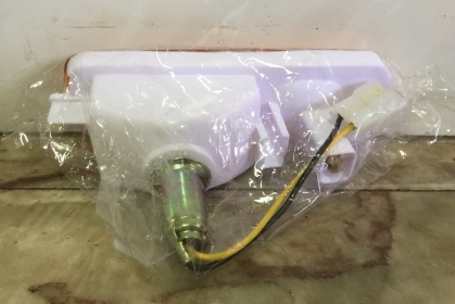 ขายไฟเลี้ยวกันขนหน้ารถ DAIHATSU รุ่น MIRA L80 บ้านเรา