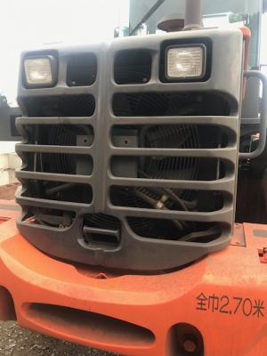 รถตักล้อยาง HITACHI สนใจติดต่อ 062-709-1747