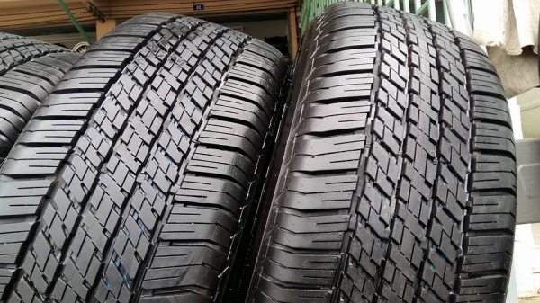 ขายล้อแม็กป้ายแดง pajero 18" พร้อมยางปี17 สนใจติดต่อร้าน ก.เจริญการยางครับ 081-3747940 ขายล้อแม็กป้ายแดง pajero 18" พร้อมยางปี17 สนใจติดต่อร้าน ก.เจริญการยางครับ 081-3747940