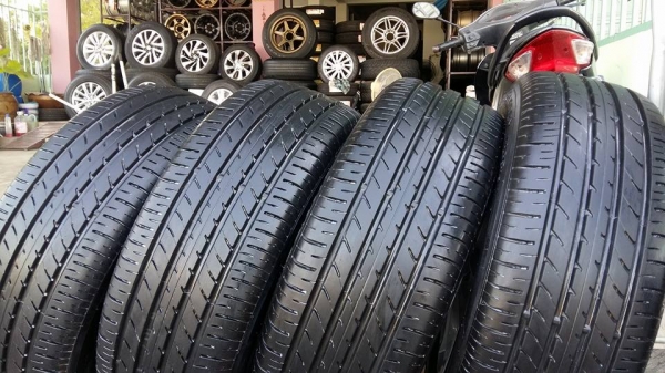 ขายล้อแม็ก mazda3 16"&times;6.5"  พร้อมยางปี16 สนใจติดต่อร้าน ก.เจริญการยางครับ 081-3747940