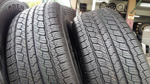 ยางป้ายแดงถอดที่ศูนย์ปี16 toyo a25 open country 255/60r18