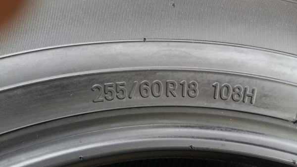 ยางป้ายแดงถอดที่ศูนย์ปี16 toyo a25 open country 255/60r18