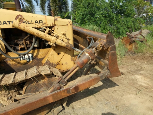 แทรกเตอร์CAT D4E ใช้งานปกติครับ