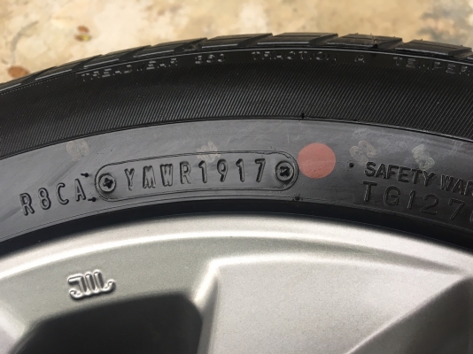 แม็กป้ายแดง TOYOTA New VIOS 2017 พร้อมยางป้ายแดง 185-60-15 ปี17