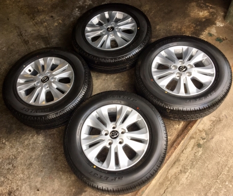 ล้อแม็กป้ายแดง Toyota Revo ขอบ 16 พร้อมยางป้ายแดง 215-65-16 Dunlop ปี 17