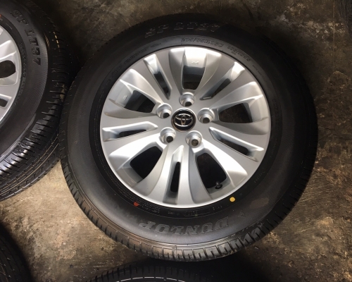 ล้อแม็กป้ายแดง Toyota Revo ขอบ 16 พร้อมยางป้ายแดง 215-65-16 Dunlop ปี 17