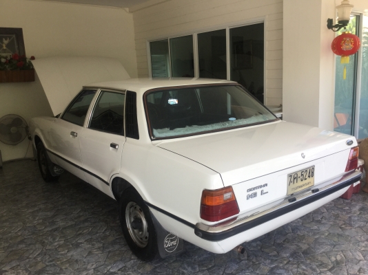 FORD   CORTINA