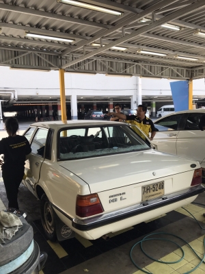 FORD   CORTINA