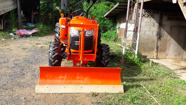 ขายรถไถคูโบต้าL3608SPดันหน้า+ผานพรวน225ตราช้าง
