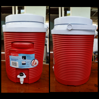ขายกระติกน้ำRubbermaid 7.6L.madein USAใหม่