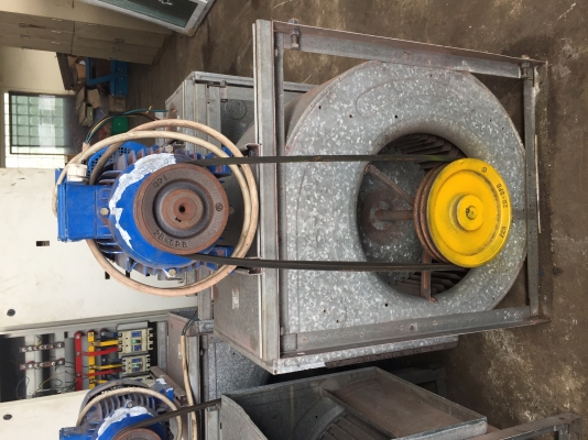 ขายพัดลมอุตสาหกรรม มอเตอร์ 7 แรงครึ่ง รอบ 1430rpm มี4ตัว ใช้งานได้ทุกตัวครับ ราคาต่อรองได้