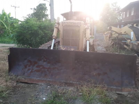 ขาย 270,000 CAT D 5 D  ฮ๊าปยาวแต่ใส่แผ่นตีนไก่ เครื่องดี เกียร์แรง สเตอร์ดี รถพร้อมใช้  รถอยู่ อยุธยา โทร&amp;ไอดีไลน์ 0610710295
