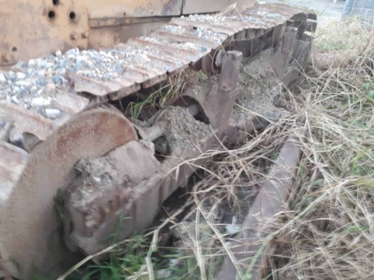 ขาย 270,000 CAT D 5 D  ฮ๊าปยาวแต่ใส่แผ่นตีนไก่ เครื่องดี เกียร์แรง สเตอร์ดี รถพร้อมใช้  รถอยู่ อยุธยา โทร&amp;ไอดีไลน์ 0610710295