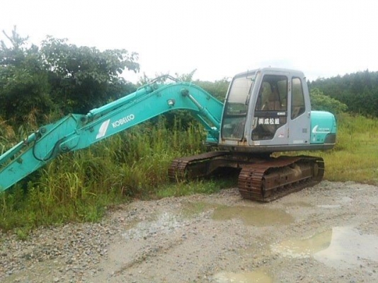 รถขุดมือสอง Kobelco SK100-3 # YW09  062-709-1747