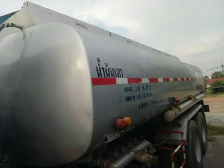 ขาย<120,000บ.>ถังน้ำมันเตา 16,000ลิต ถัง.บรรทุกท้าย.รถ10ล้อ รถสภาพดีสวยไม่มีผุไม่รั่วซึม พร้อมใช้งาน "เอาไปทำเป็นบรรทุกน้ำ เหมาะมากๆ ครับ