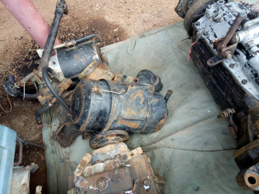 ขายด่วนเครื่อง+เกียร์อีซุซุ6BB1 พร้อมใบคุมมีหม้อน้ำกรองอากาศเครื่องติดดีพร้อมใช้