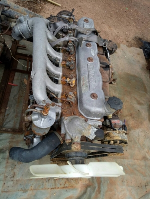 ขายด่วนเครื่อง+เกียร์อีซุซุ6BB1 พร้อมใบคุมมีหม้อน้ำกรองอากาศเครื่องติดดีพร้อมใช้