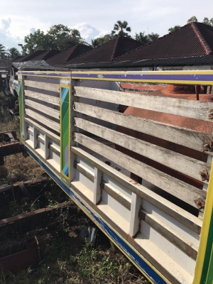 ขาย กะบะเลส. ยาว4.30 กว้าง2.10 สภาพดี ขาย65000 ขาย กะบะเลส. ยาว4.30 กว้าง2.10 สภาพดี ขาย65000