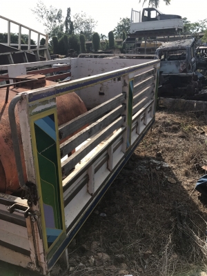 ขาย กะบะเลส. ยาว4.30 กว้าง2.10 สภาพดี ขาย65000 ขาย กะบะเลส. ยาว4.30 กว้าง2.10 สภาพดี ขาย65000