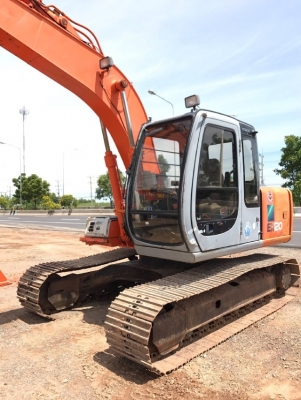 ขายรถแบคโฮ HITACHI EX120-5 รถนอกนำเข้าเองจากญี่ปุ่น สภาพสวยพร้อมใช้งาน มีVDOการทำงานครับ ขายรถแบคโฮ HITACHI EX120-5 รถนอกนำเข้าเองจากญี่ปุ่น สภาพสวยพร้อมใช้งาน มีVDOการทำงานครับ