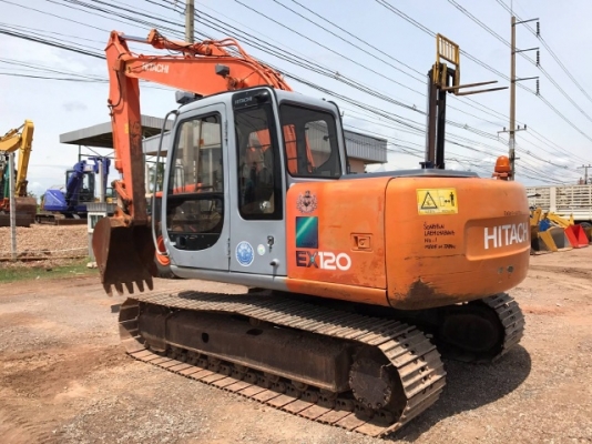 ขายรถแบคโฮ HITACHI EX120-5 รถนอกนำเข้าเองจากญี่ปุ่น สภาพสวยพร้อมใช้งาน มีVDOการทำงานครับ ขายรถแบคโฮ HITACHI EX120-5 รถนอกนำเข้าเองจากญี่ปุ่น สภาพสวยพร้อมใช้งาน มีVDOการทำงานครับ