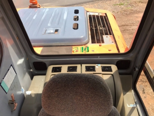 ขายรถแบคโฮ HITACHI EX120-5 รถนอกนำเข้าเองจากญี่ปุ่น สภาพสวยพร้อมใช้งาน มีVDOการทำงานครับ ขายรถแบคโฮ HITACHI EX120-5 รถนอกนำเข้าเองจากญี่ปุ่น สภาพสวยพร้อมใช้งาน มีVDOการทำงานครับ