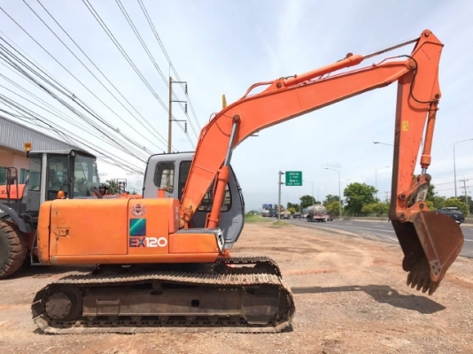 ขายรถแบคโฮ HITACHI EX120-5 รถนอกนำเข้าเองจากญี่ปุ่น สภาพสวยพร้อมใช้งาน มีVDOการทำงานครับ ขายรถแบคโฮ HITACHI EX120-5 รถนอกนำเข้าเองจากญี่ปุ่น สภาพสวยพร้อมใช้งาน มีVDOการทำงานครับ