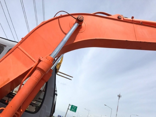 ขายรถแบคโฮ HITACHI EX120-5 รถนอกนำเข้าเองจากญี่ปุ่น สภาพสวยพร้อมใช้งาน มีVDOการทำงานครับ ขายรถแบคโฮ HITACHI EX120-5 รถนอกนำเข้าเองจากญี่ปุ่น สภาพสวยพร้อมใช้งาน มีVDOการทำงานครับ