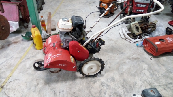 ขายรถพรวนดิน เบนซิลหลายยี่ห้อ คูโบต้า ยันม่า มิตซูบิชิ ราคา12500 บาท