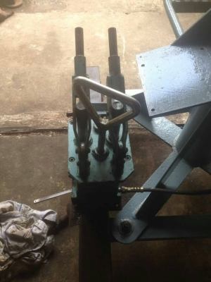 แม่แรงยกของด้วยกระบอกไฮโดรคลอริค แม่แรงยกของด้วยกระบอกไฮโดรคลอริค