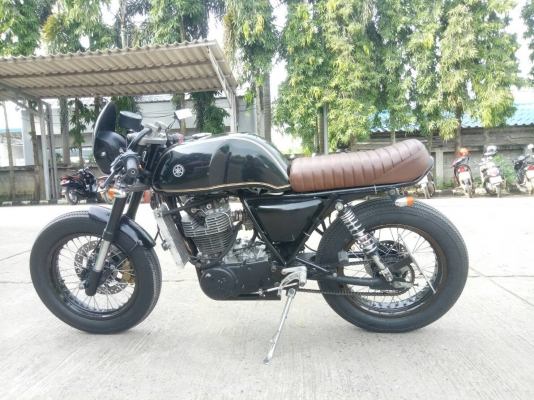 Sr400 มีเล่มทะเบียนไม่ขาด Sr400 มีเล่มทะเบียนไม่ขาด