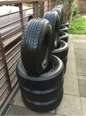 ยาง Bridgestone 245 70 16 ปี17 มี5ชุด ดอกเต็ม ไม่มีปะ เนื้อนิ่มๆ ราคาไม่แพง