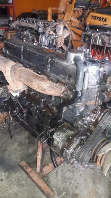 เครื่องยนต์มิตซูบิชิ6D16#195แรงม้าสวยๆติดดีพร้อมใช้ราคาที่081-1951535ครับ