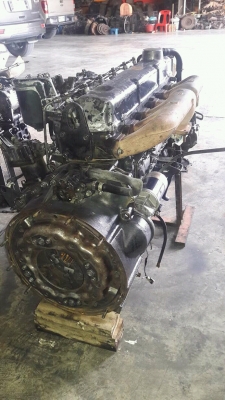 เครื่องยนต์มิตซูบิชิ6D16#195แรงม้าสวยๆติดดีพร้อมใช้ราคาที่081-1951535ครับ