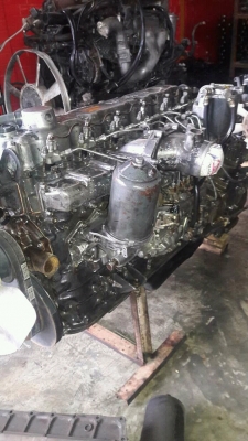 เครื่องยนต์มิตซูบิชิ6D16#195แรงม้าสวยๆติดดีพร้อมใช้ราคาที่081-1951535ครับ