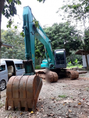 รถแบคโฮ KOBELCO SK200 , ปี 56. / ( รถทำงาน 11,xxx ชม. ) สนใจติดต่อ 081 - 6079515