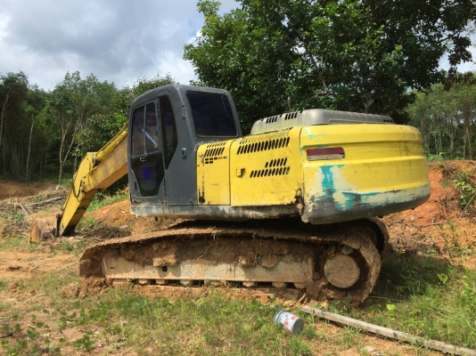 ขายรถแบคโฮ KOBELCO SK200-8 YN11 เอกสารเล่ม ราคา 1000000