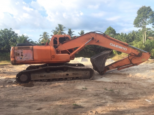 ขายรถแบคโฮ DAEWOO EXCA SL220LC-V สภาพสวยพร้อมใช้งาน สนใจโทร 081-970-1072 ขายรถแบคโฮ DAEWOO EXCA SL220LC-V สภาพสวยพร้อมใช้งาน สนใจโทร 081-970-1072