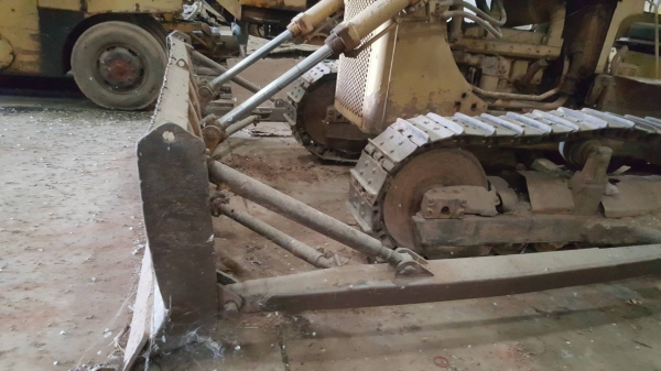 ขาย รถแทรกเตอร์ CAT D5D 68J ตีนเป็ดใส่ใบไก่ เกียร์ตัด เครื่องดีไม่มีไอ เอกสารเล่มทะเบียนครบ ขาย รถแทรกเตอร์ CAT D5D 68J ตีนเป็ดใส่ใบไก่ เกียร์ตัด เครื่องดีไม่มีไอ เอกสารเล่มทะเบียนครบ