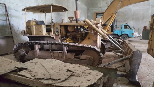 ขาย รถแทรกเตอร์ CAT D5D 68J ตีนเป็ดใส่ใบไก่ เกียร์ตัด เครื่องดีไม่มีไอ เอกสารเล่มทะเบียนครบ ขาย รถแทรกเตอร์ CAT D5D 68J ตีนเป็ดใส่ใบไก่ เกียร์ตัด เครื่องดีไม่มีไอ เอกสารเล่มทะเบียนครบ