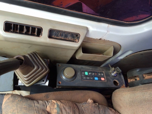 รถแบคโฮ DOOSAN 220Lcv