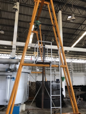 ขายเครน 5 ตัน พร้อมขาสูง 5 เมตรกว้าง 6 เมตรช่วงเลื่อน 4 เมตรเดินได้ 12 เมตร1 ชุด ราคา 110,000 บาท