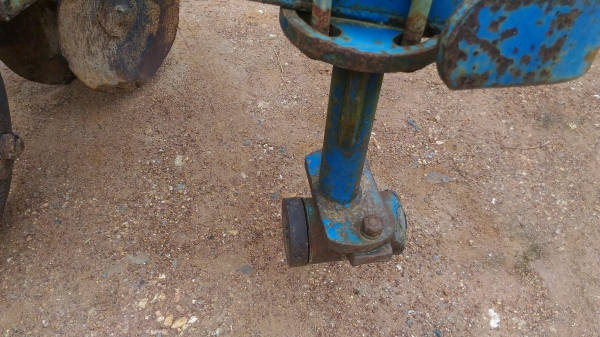 ขาย 13,000 บาทผานยกร่องคู่ ฟอร์ด ครับ