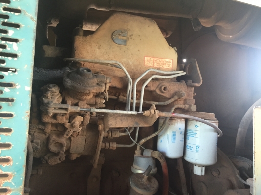 ขายรถบดสั่นสะเทือน    2 เพลา  เล่มทะเบียน SERIEL 144630