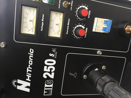 ขายเครื่องเชื่อม MIG HITRONIC MIG250 มือสองครับ ขายเครื่องเชื่อม MIG HITRONIC MIG250 มือสองครับ